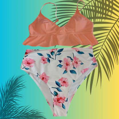 Bikini dos piezas top color salmón y tanga floreada