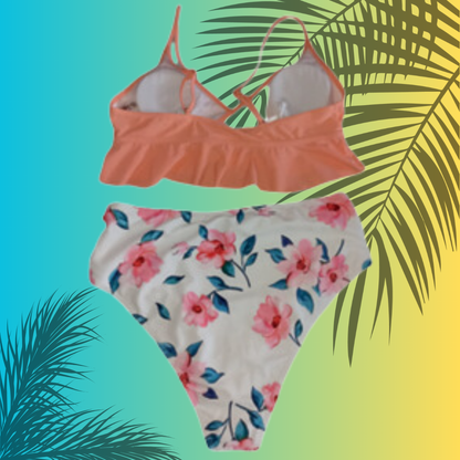 Bikini dos piezas top color salmón y tanga floreada